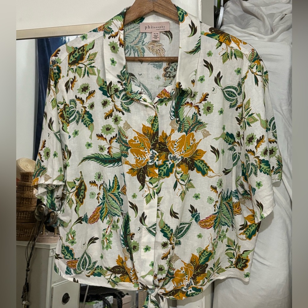 Philosophy Tie-Front Button Down Green Floral Lin… - image 1